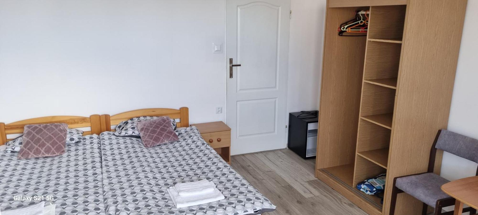 Unibal - Pokoje Goscinne Uniescie Bagian luar foto